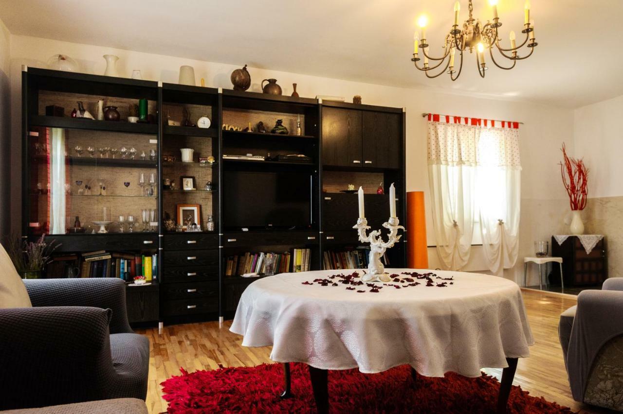 Great View Apartment Sutivan Bagian luar foto