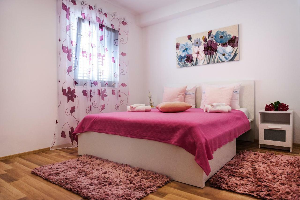 Great View Apartment Sutivan Bagian luar foto